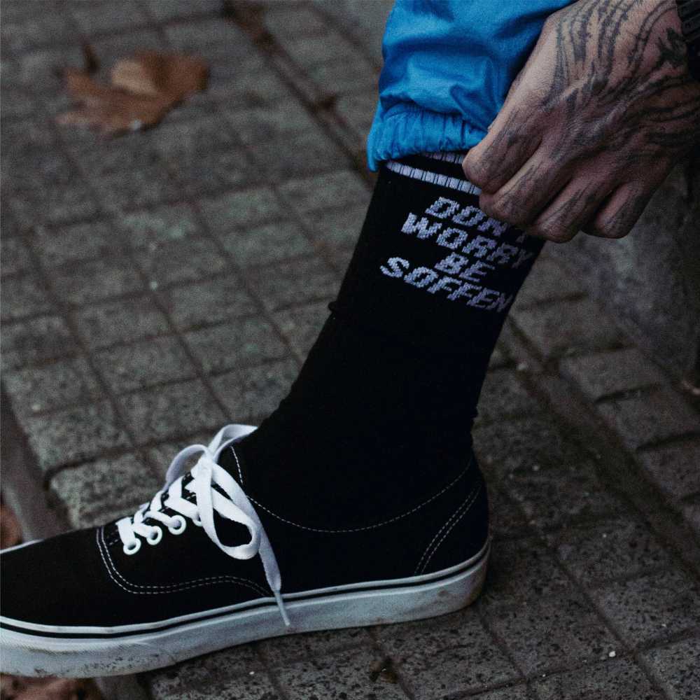 DON`T WORRY BE SOFFEN Socken - verschiedene Farben